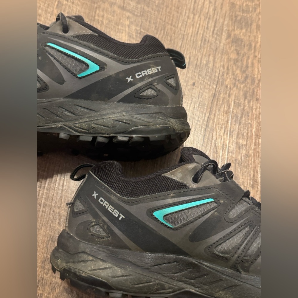 Salomon X Crest GTX Shoes Womens 7m 
Trail Running Hiking 
No insoles included
